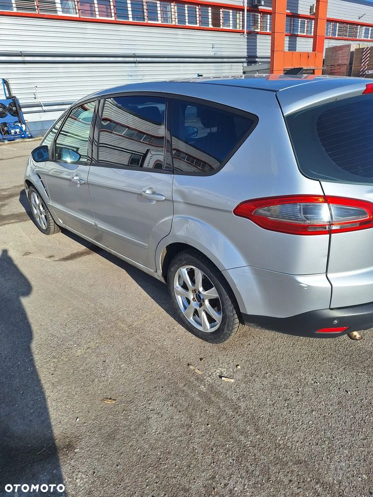 Ford S-Max - 4