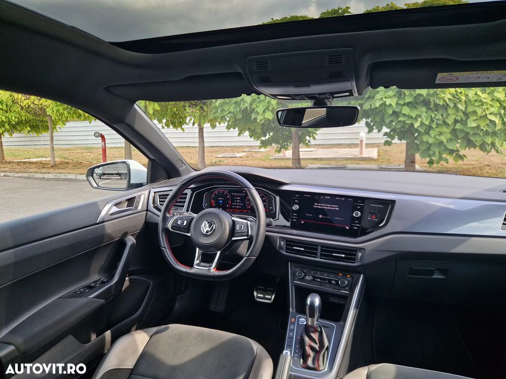 Volkswagen Polo 2.0 TSI DSG GTI - 3