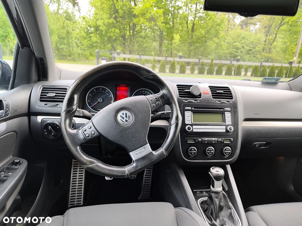Volkswagen Golf - 7