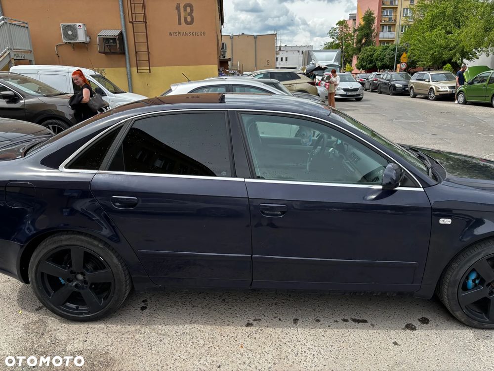 Audi A4 Limousine 1.6 - 3