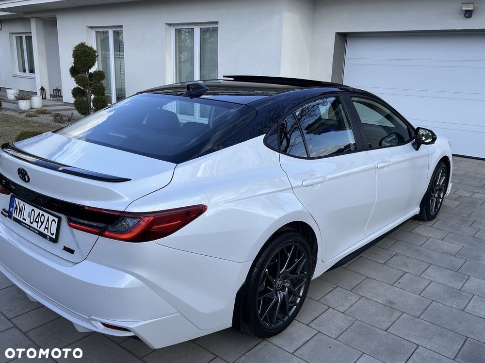 Toyota Camry 2.5 Hybrid Dynamic Force Executive e-CVT - 3
