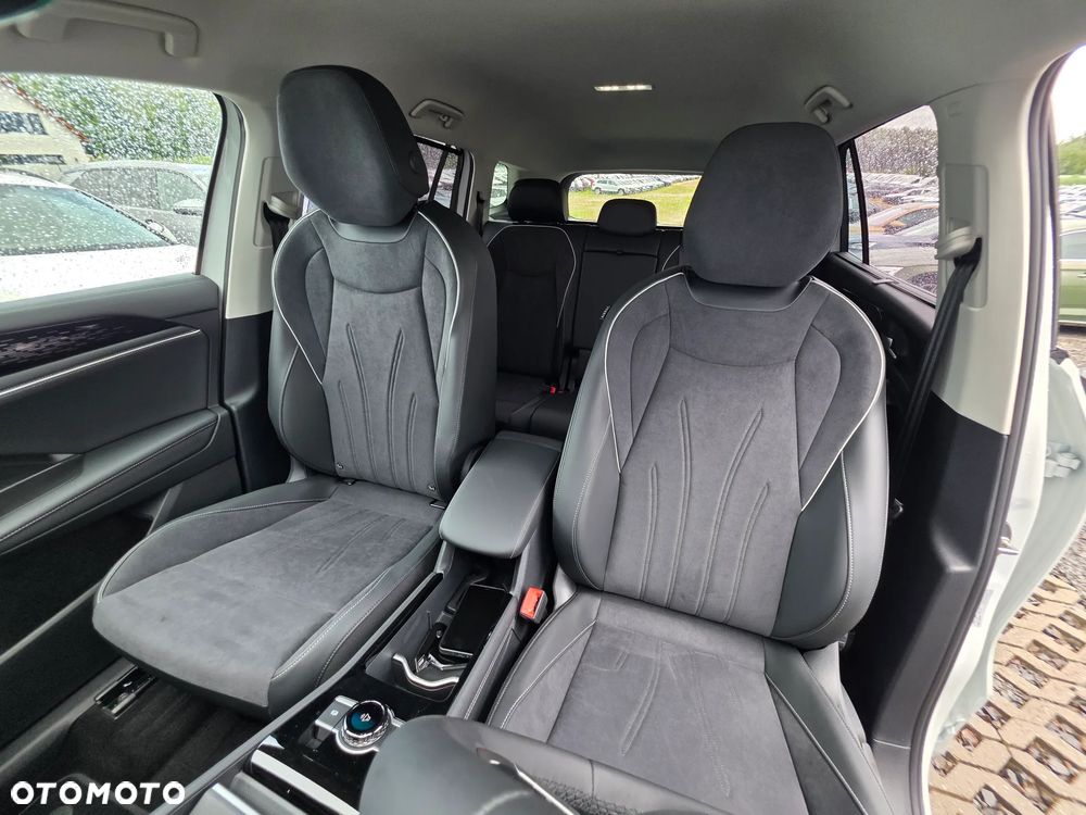 Volkswagen Tayron 2.0 TSI 4Mot Elegance DSG - 17