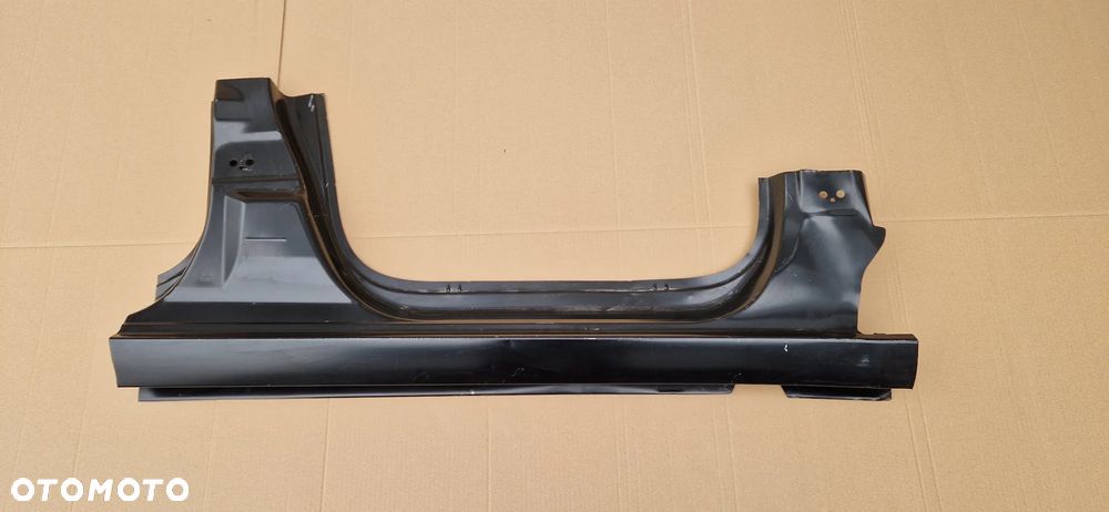 PRÓG PRAWY SŁUPEK CITROEN C4 GRAND PICASSO II 1609352180 13- - 1