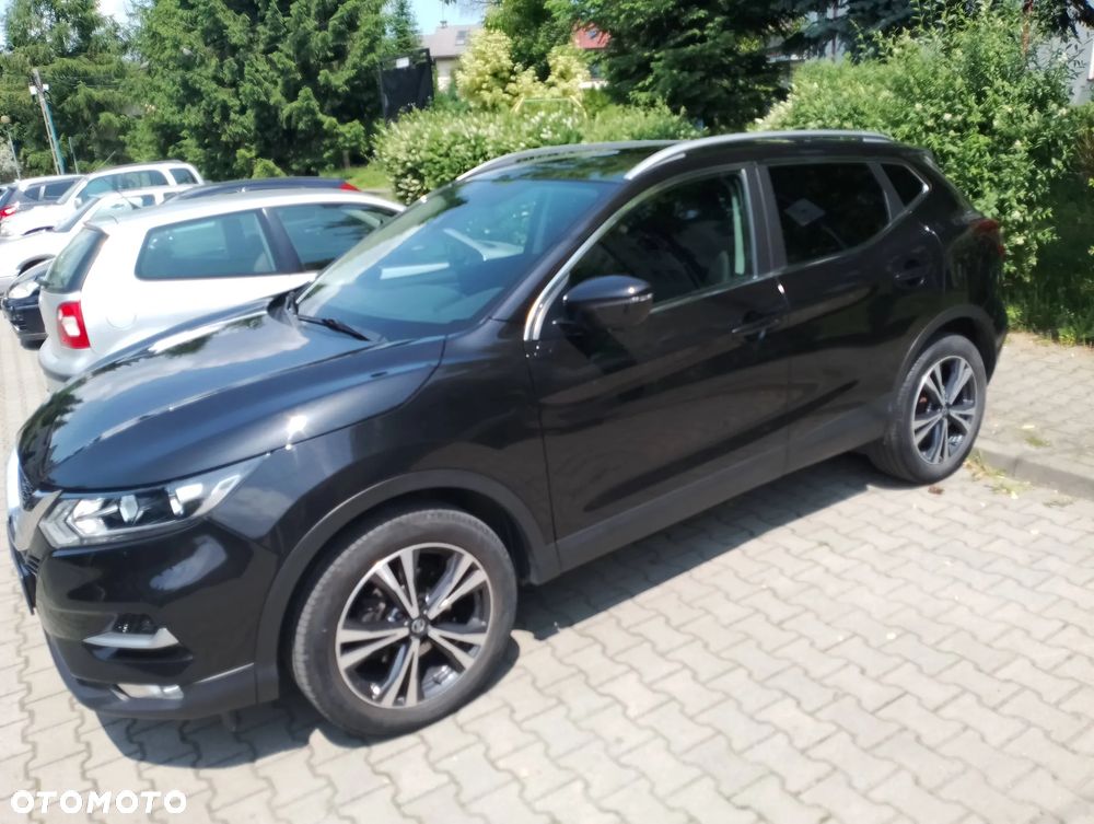 Nissan Qashqai 1.3 DIG-T N-Connecta - 2