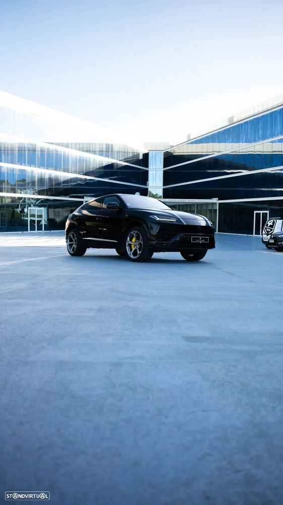 Lamborghini Urus 4.0 V8 - 4
