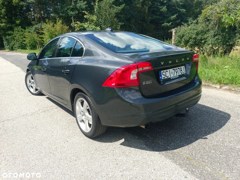 Volvo S60 - 2