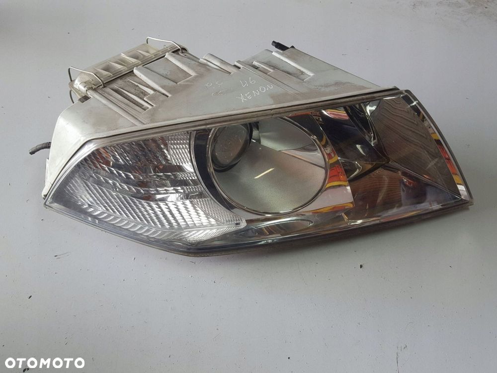 SKODA OCTAVIA 2 II 04-07r LAMPA XENON PRAWA PRZÓD ANGLIK 1Z2941018L - 1