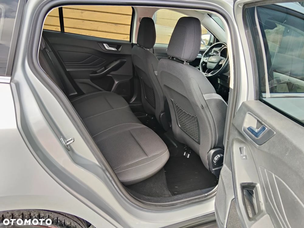 Ford Focus 1.5 EcoBlue STart-Stopp-System TITANIUM - 27