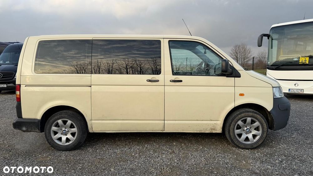 Volkswagen Caravelle L1 - 5