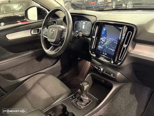 Volvo XC 40 2.0 D3 Momentum Plus - 16