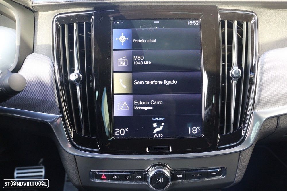 Volvo S90 2.0 T8 R-Design AWD Geartronic - 33