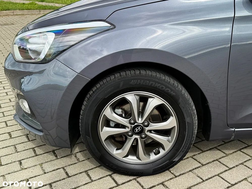 Hyundai i20 1.25 Comfort - 10