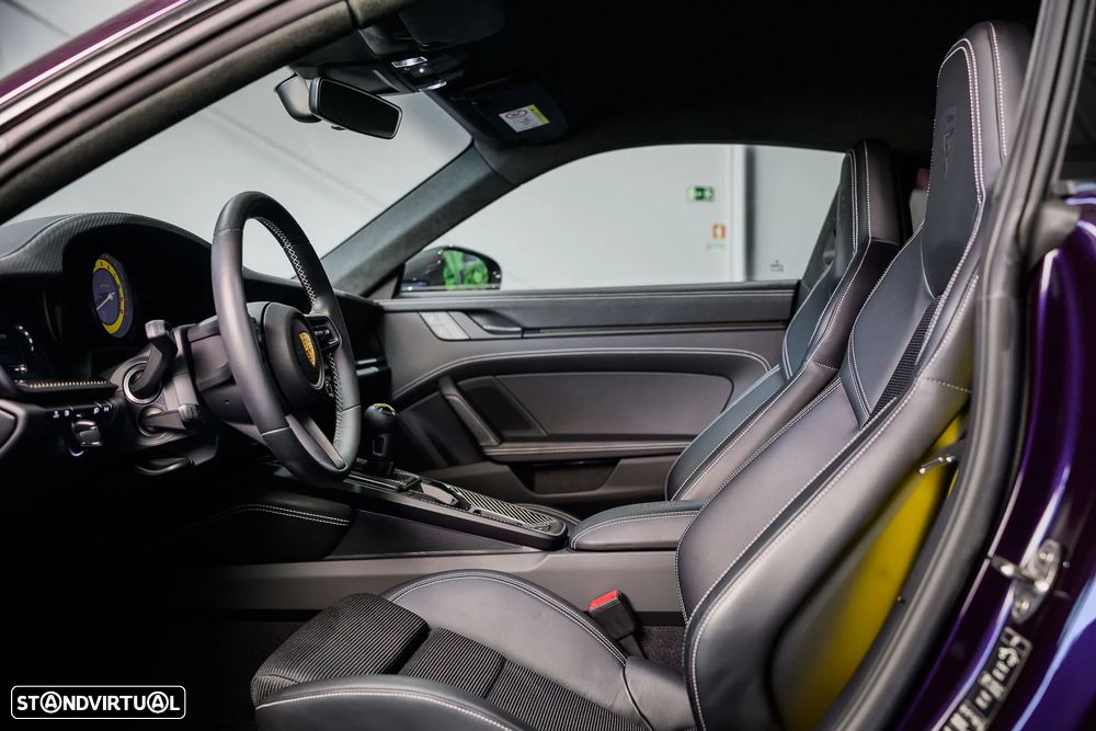 Porsche 911 (992) GT3 Touring Package - 16