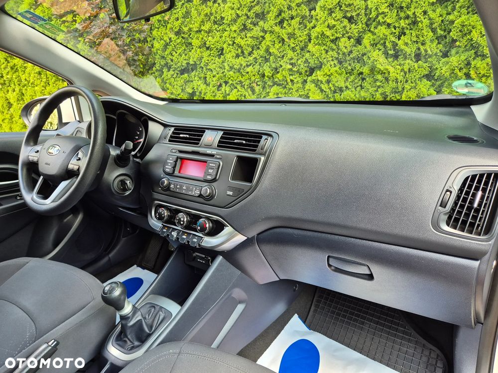 Kia Rio 1.2 XL - 36