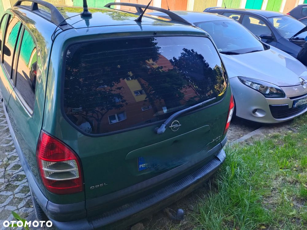 Opel Zafira 1.8 16V Elegance - 9