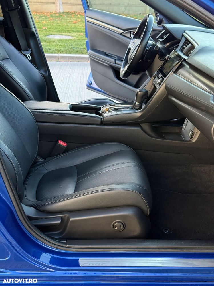 Honda Civic 1.5 i-VTEC Turbo CVT Prestige - 24