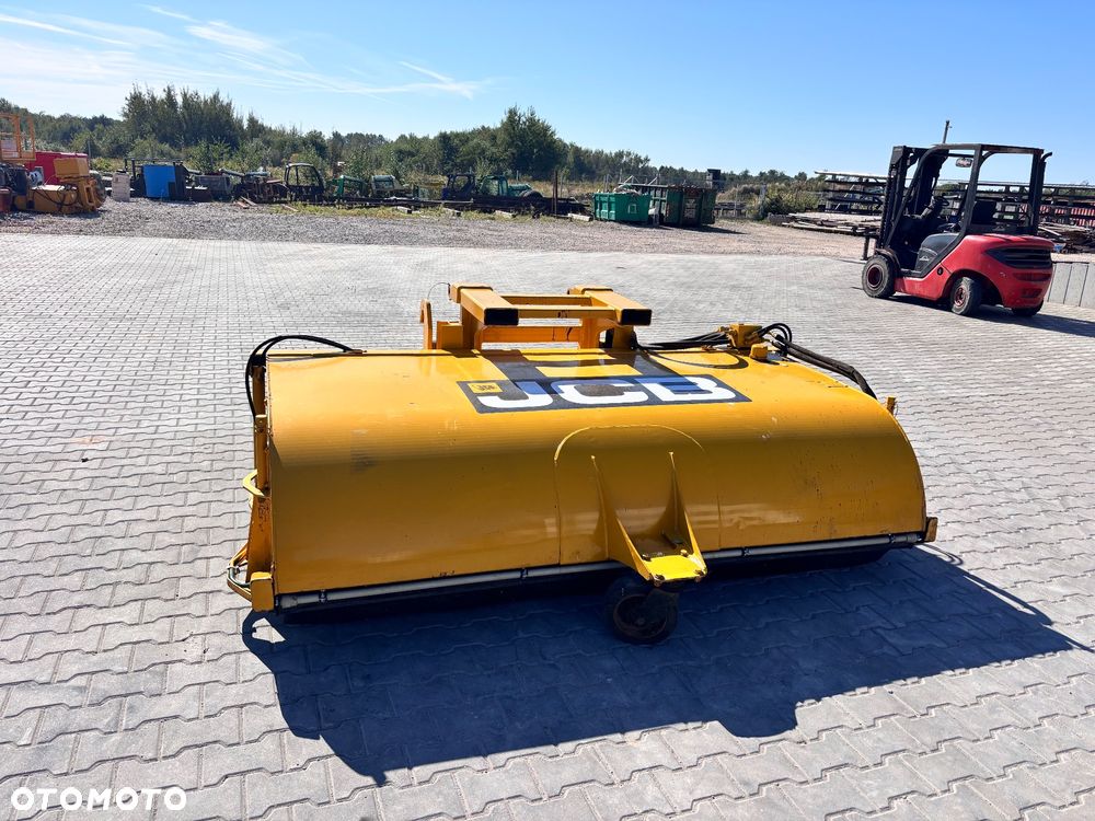 JCB Zamiatarka, szczotka do zamiatania SC240 - 2