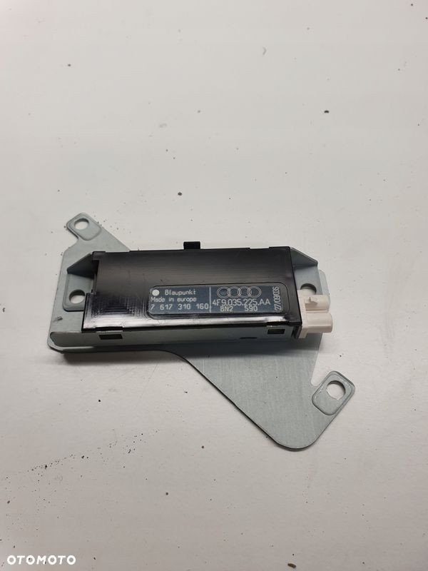 WZMACNIACZ ANTENOWY AUDI A3 A4 A6 4F9035225AA - 1