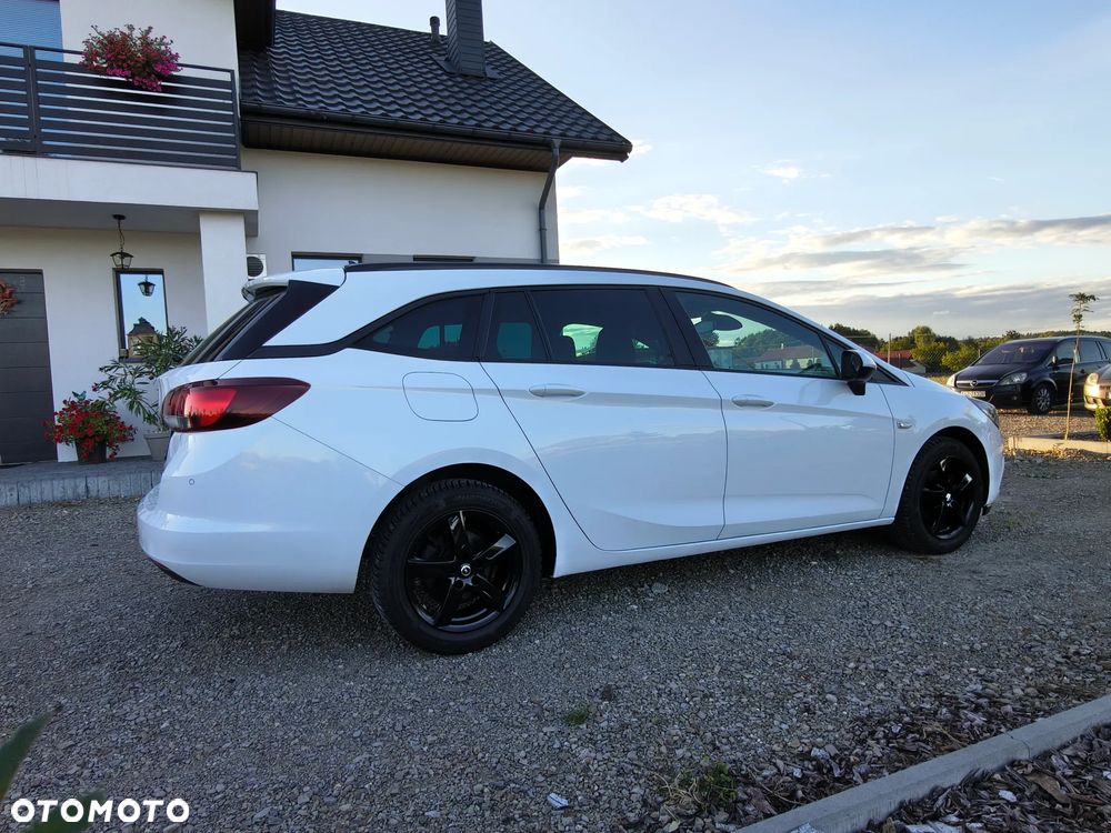 Opel Astra 1.6 CDTI Enjoy - 34
