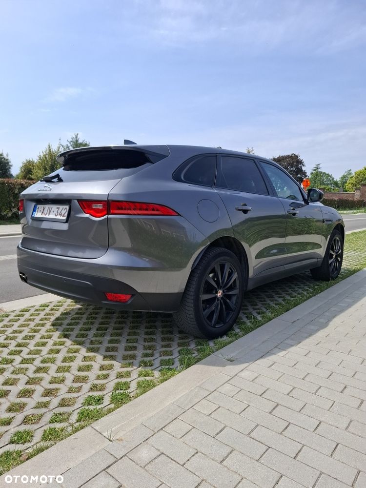 Jaguar F-Pace - 3