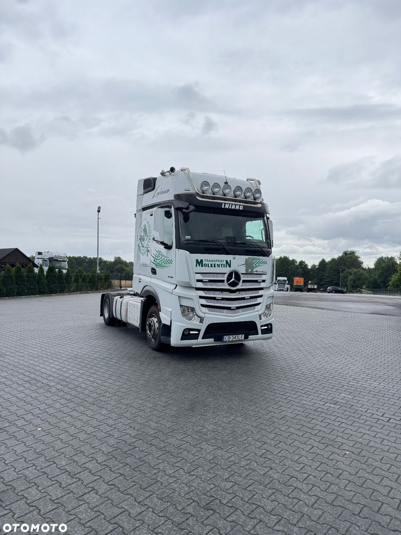 Mercedes-Benz Actros MP4 - 1