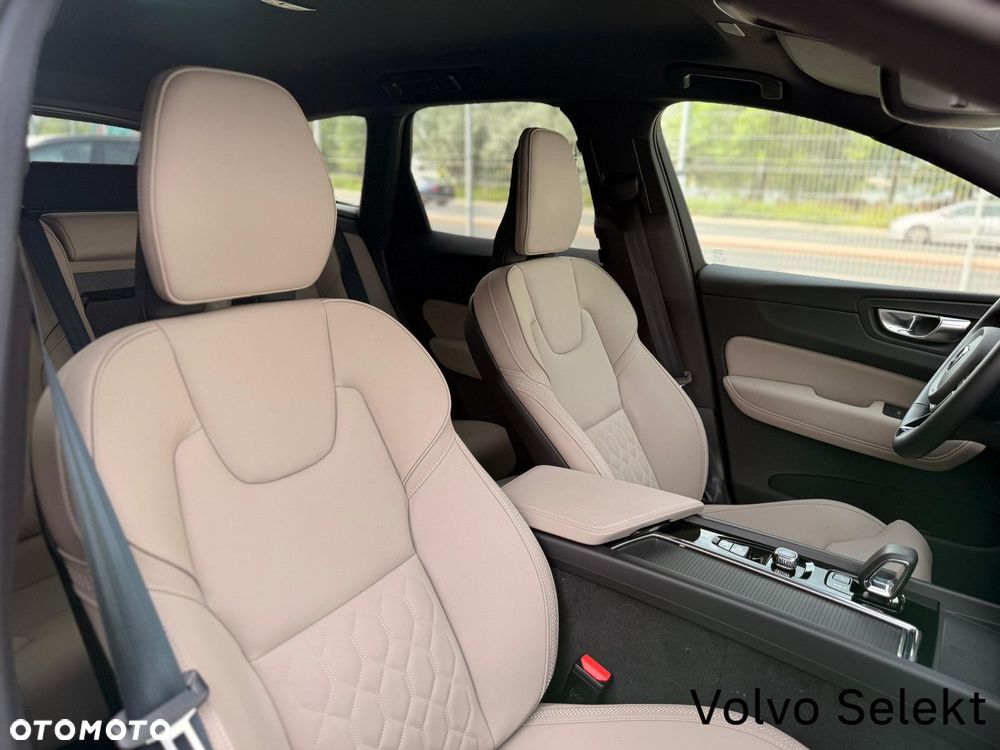 Volvo XC 60 - 21