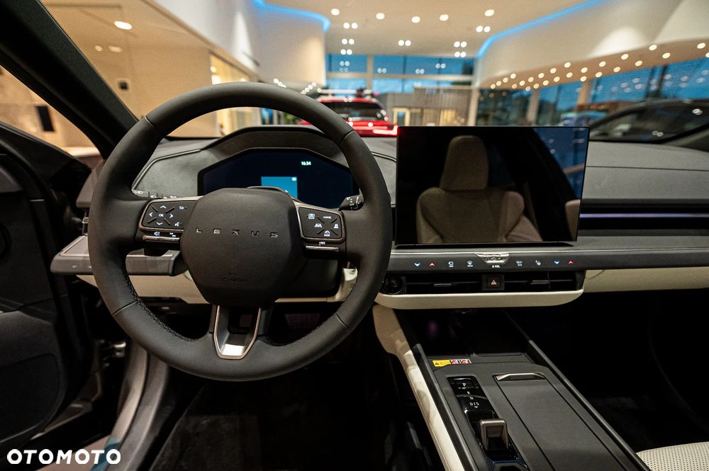 Lexus ES - 22