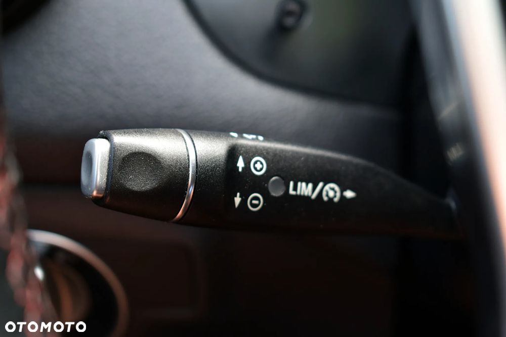 Mercedes-Benz GLA 200 (CDI) d 4Matic 7G-DCT AMG Line - 17