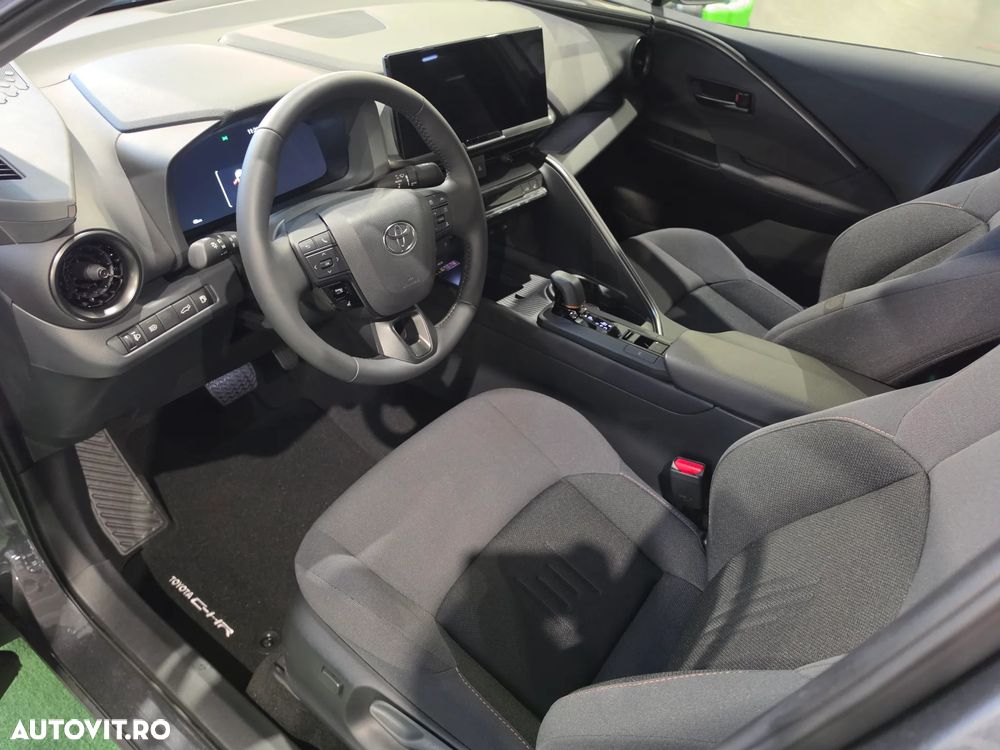 Toyota C-HR - 14
