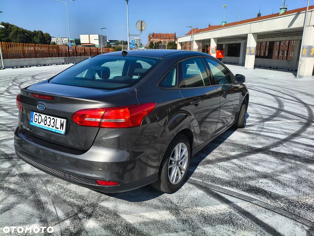 Ford Focus 1.6 Trend - 8