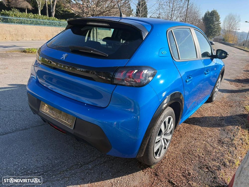 Peugeot e-208 Active - 1