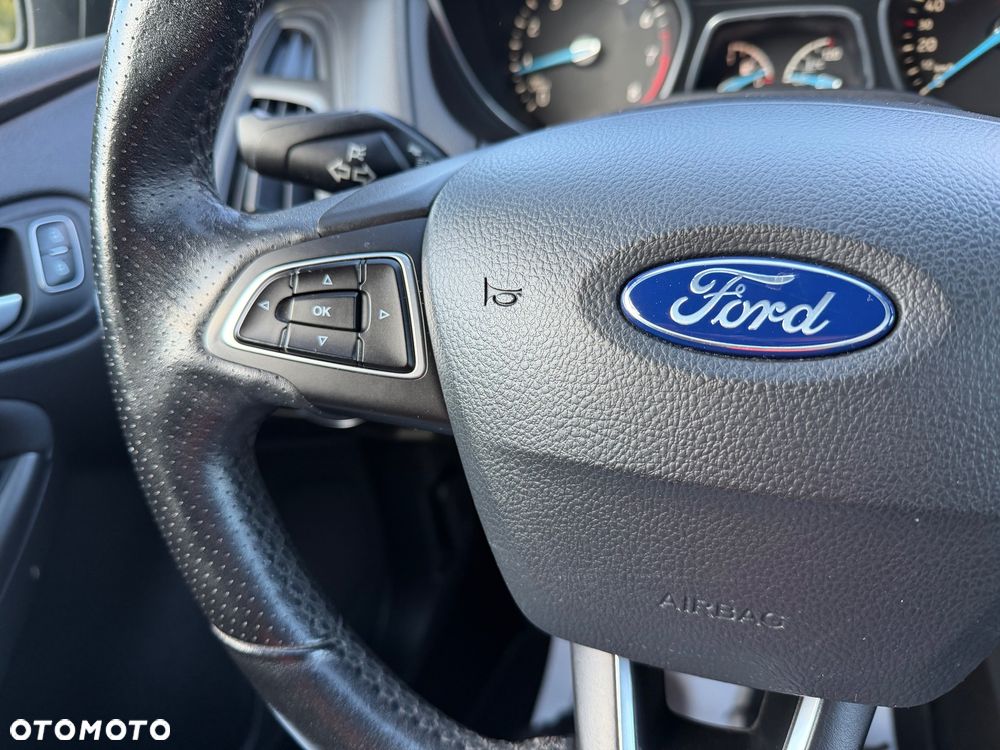 Ford Focus 1.0 EcoBoost ST-Line ASS - 25