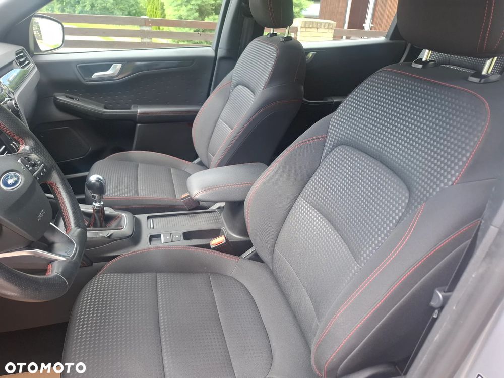 Ford Kuga 2.0 EcoBlue mHEV FWD ST-Line - 14