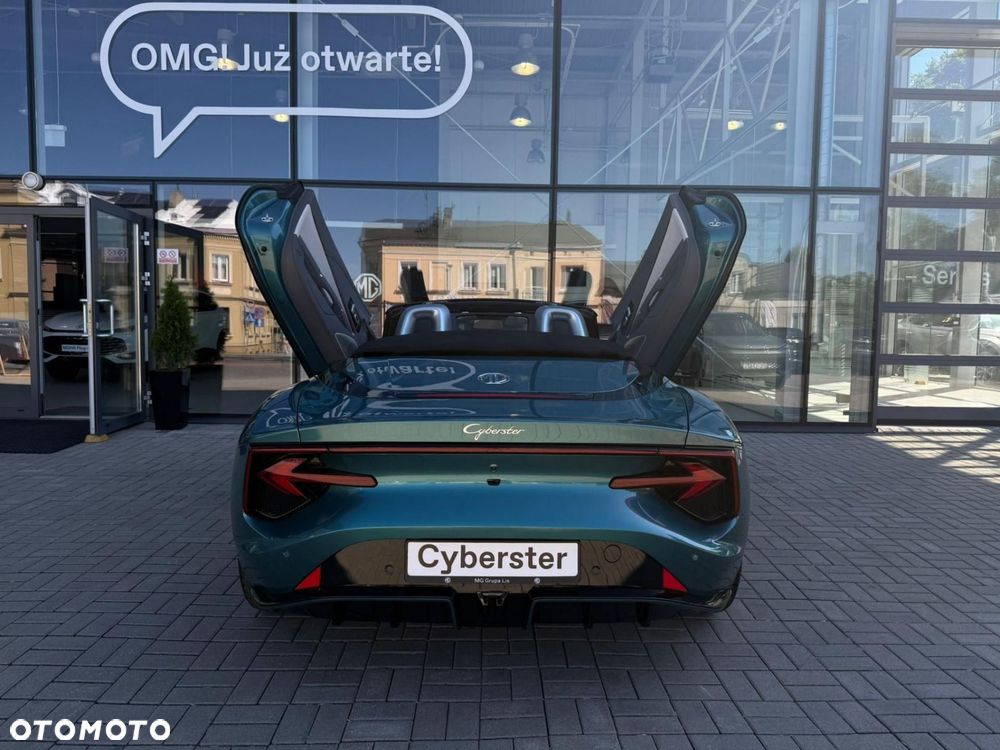 MG Cyberster 77kWh AWD Czarny Dach - 25