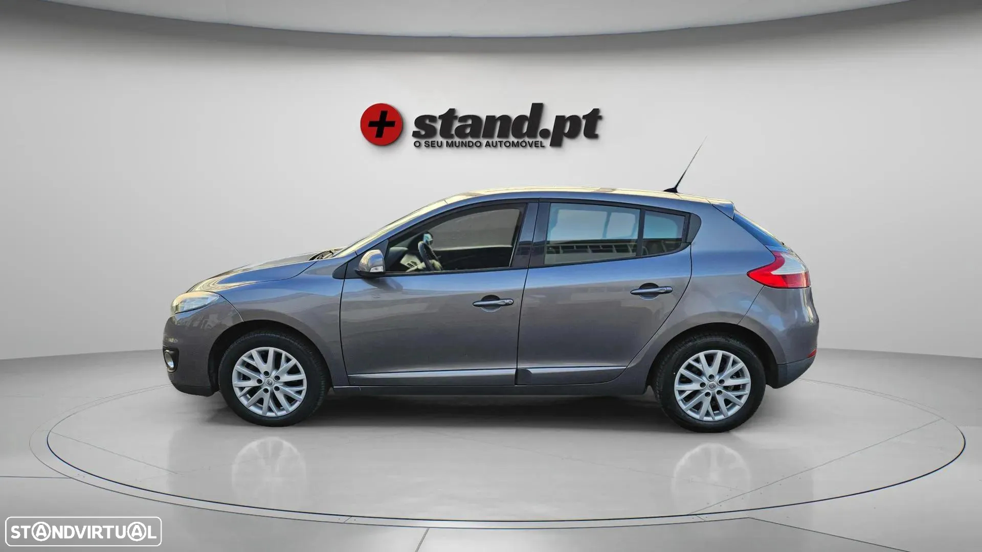 Renault Mégane 1.5 dCi Dynamique S - 8