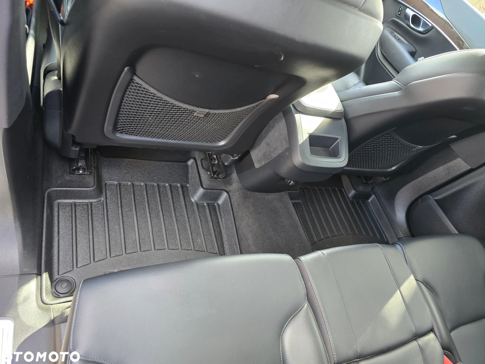 Volvo XC 90 - 11