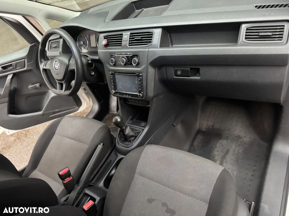 Volkswagen Caddy Maxi - 13