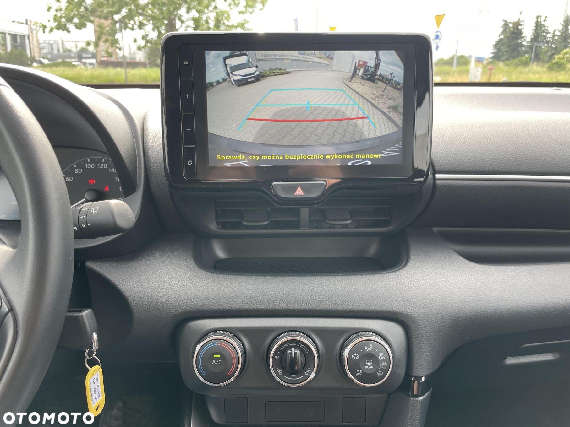 Toyota Yaris 1.5 Comfort - 18