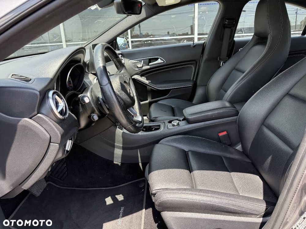Mercedes-Benz CLA 250 4-Matic Sport - 10