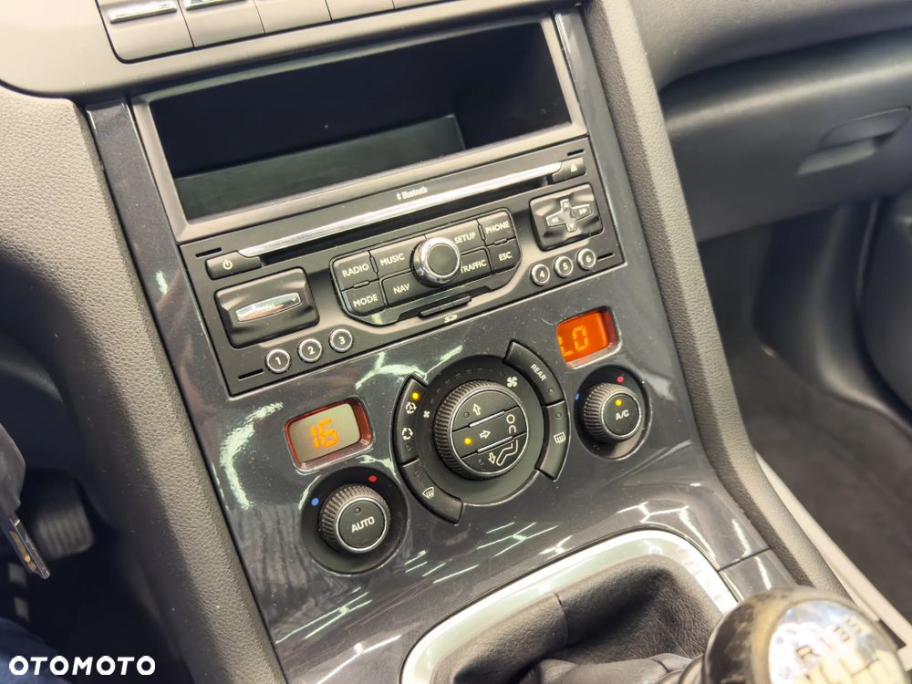 Peugeot 5008 2.0 HDi Family 7os - 28