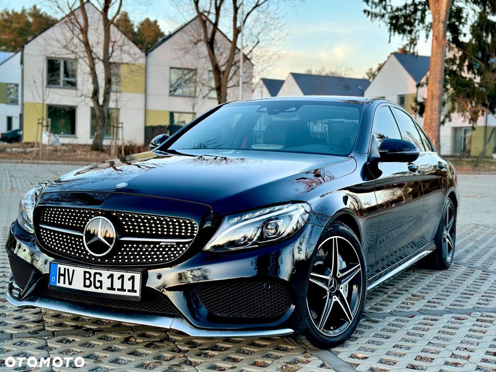 Mercedes-Benz Klasa C AMG 43 4Matic 9G-TRONIC - 34