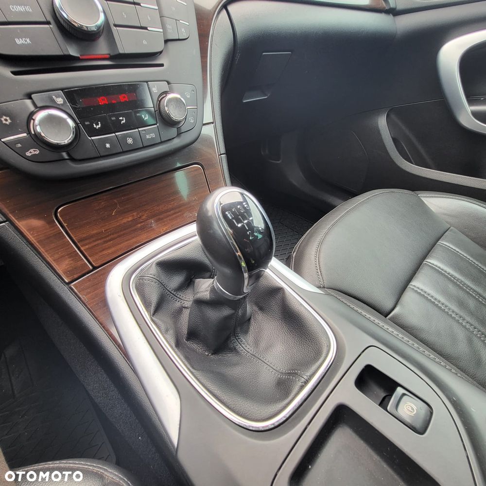 Opel Insignia 1.8 Elegance - 16