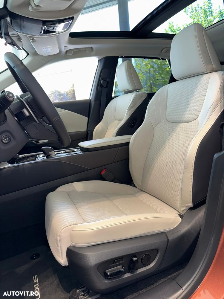Lexus Seria RX 350h E-Four HEV Luxury - 17