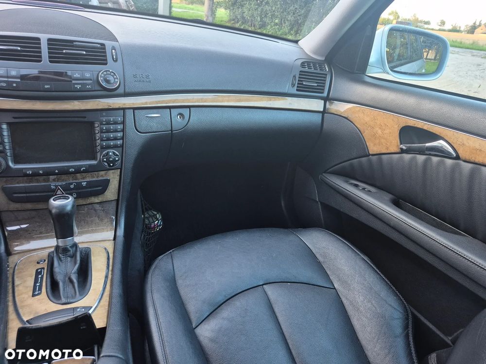 Mercedes-Benz Klasa E 320 CDI 7G-TRONIC Avantgarde - 22