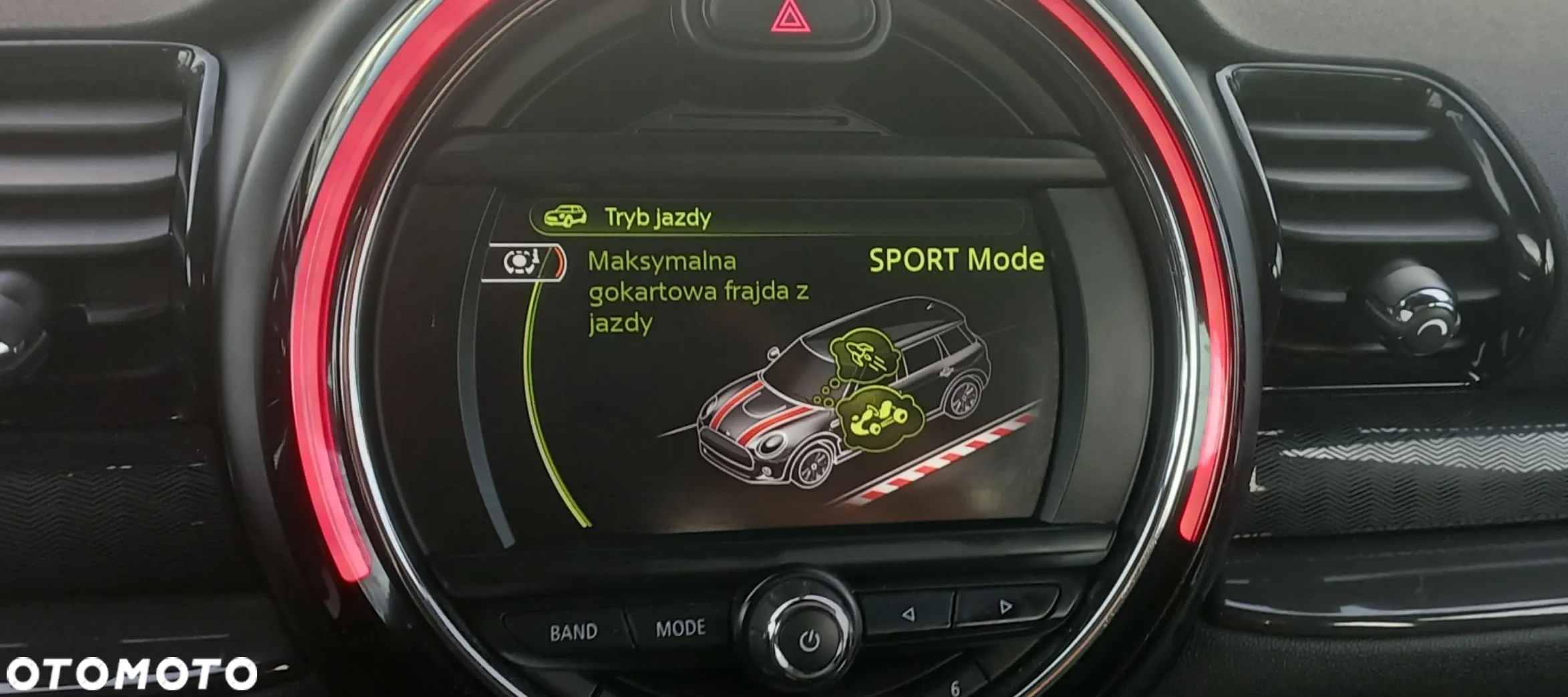 MINI Clubman Cooper Untold Edition - 34