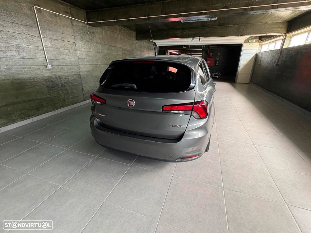 Fiat Tipo Station Wagon 1.3 M-Jet Lounge - 4