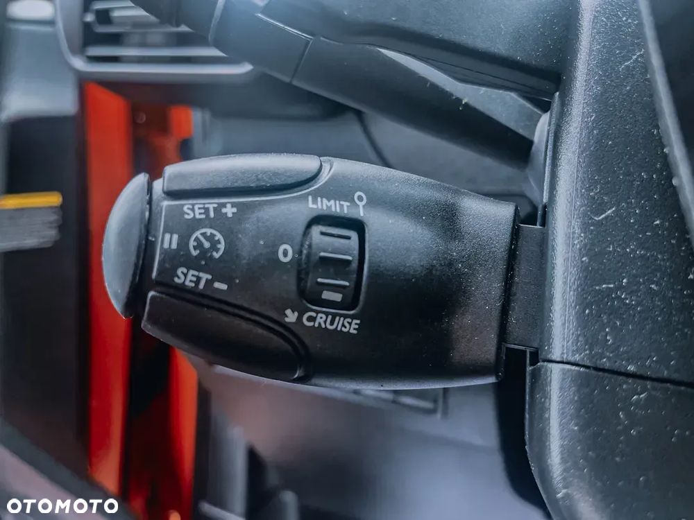 Peugeot Partner 1.5 Long Asphalt Aut. - 23