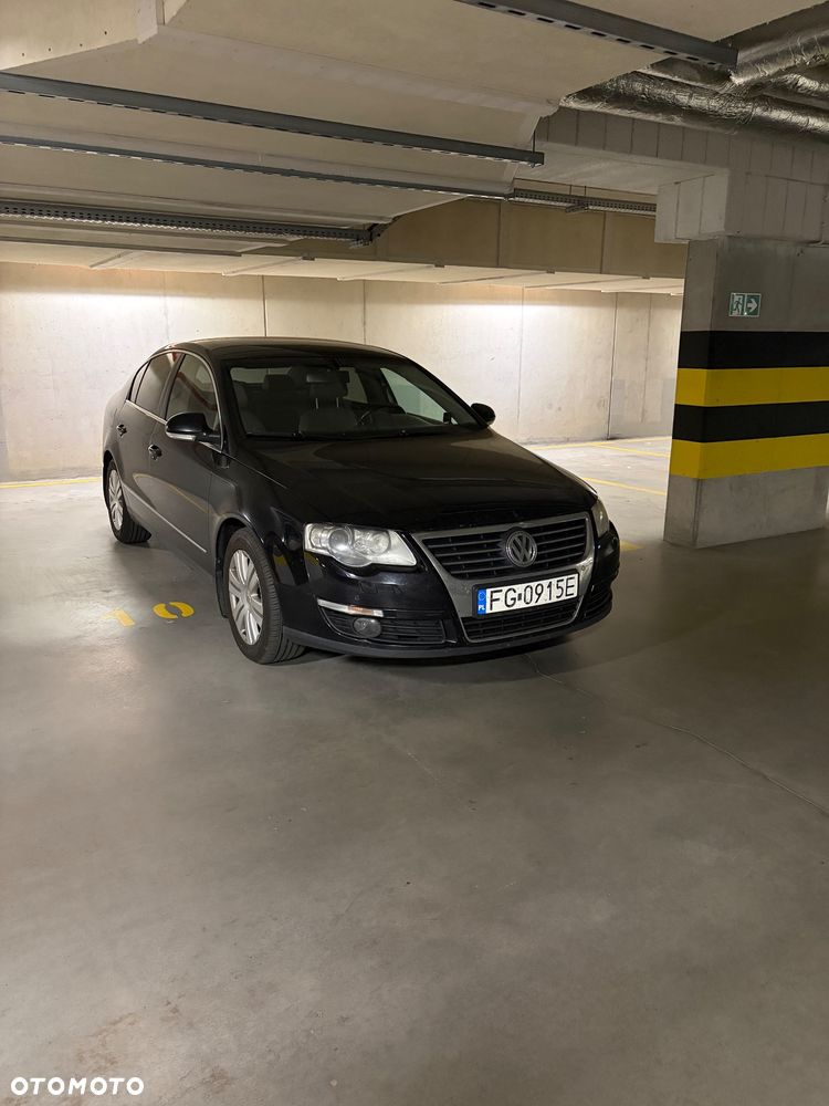 Volkswagen Passat 2.0 TDI Highline - 2