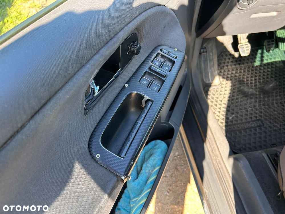 Volkswagen Sharan 2003 photo 4