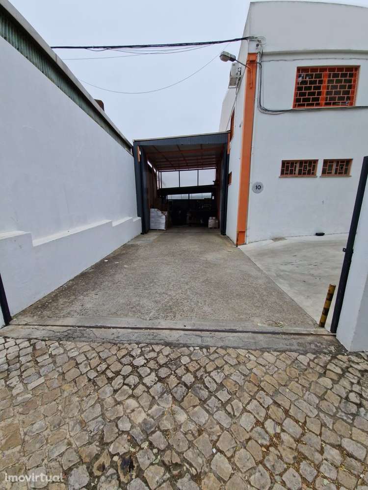 Armazém e Venda /Massama - Grande imagem: 2/19